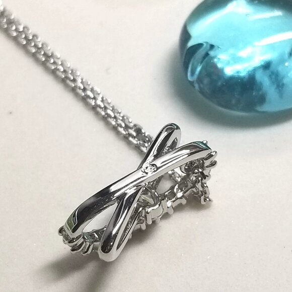 💞Authentic Swarovski Hyperbola Necklace Mixed Cuts Twist Clear Crystal Pendent - Picture 8 of 10